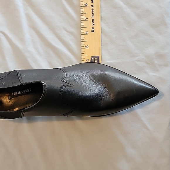 Women's NINE WEST leather size 12 boots - Picture 8 of 8